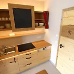 Naturpension Max-huette בית הארחה 3*